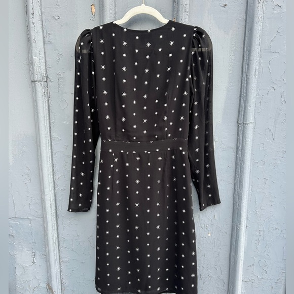 Banana Republic Metallic Star Puff-Sleeve Wrap Dress, size 4 - Picture 3 of 7